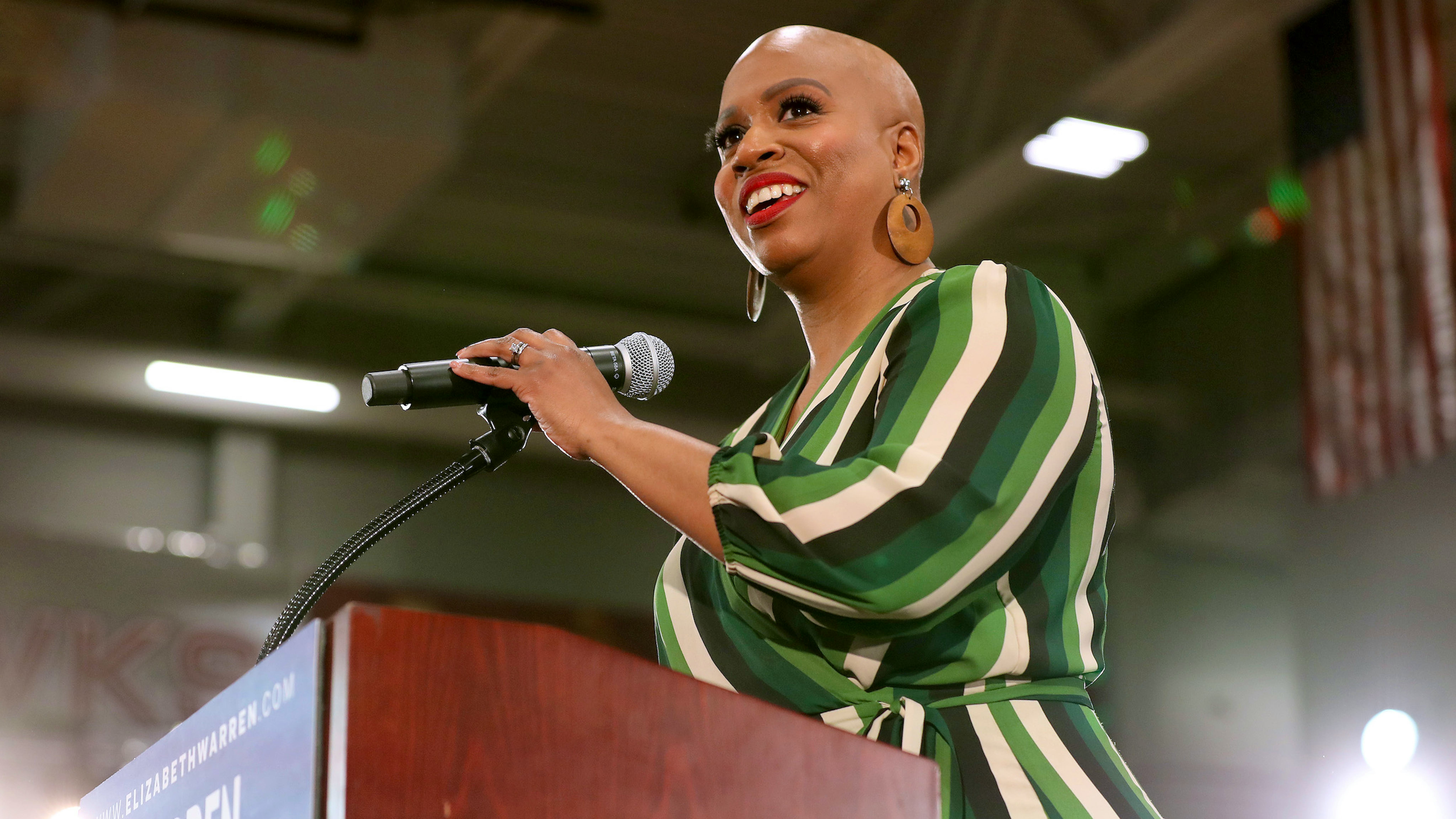 Newsela | Representative Ayanna Pressley shows her loss of hair from